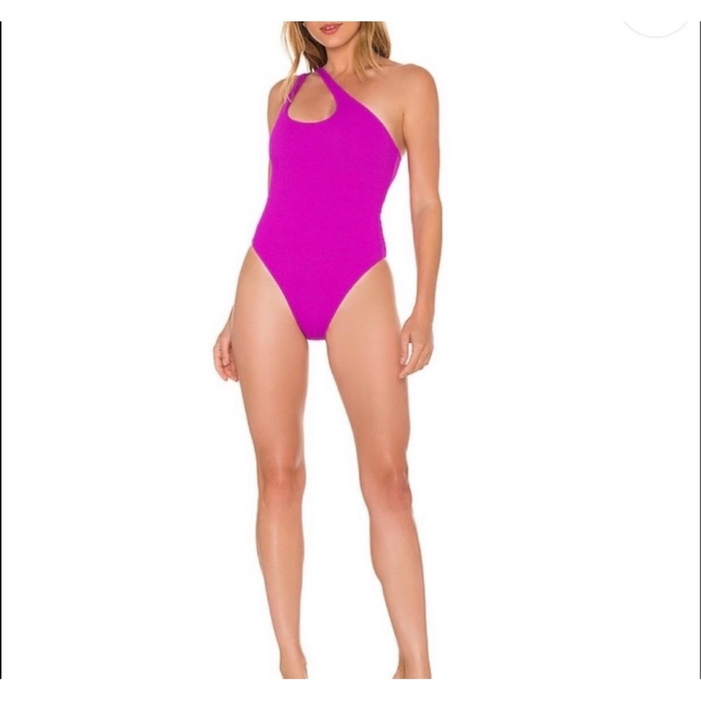 NEW L*space phoebe one piece swimsuit pitaya ribbed Size 4